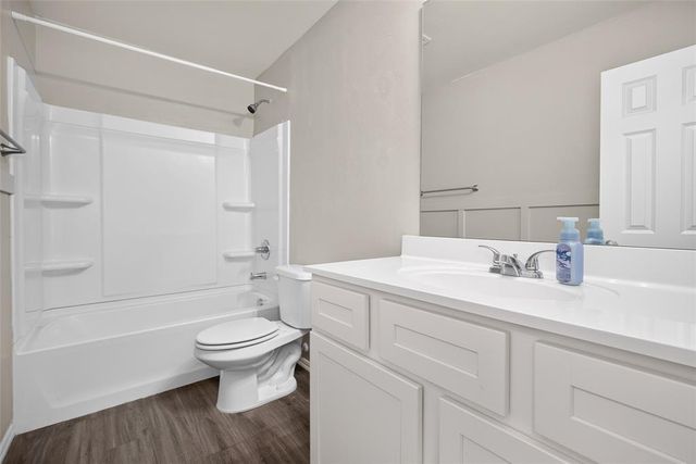 822 Highgarden Circle, Noble, OK 73068