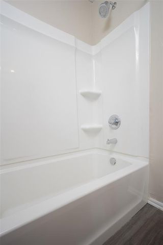 822 Highgarden Circle, Noble, OK 73068