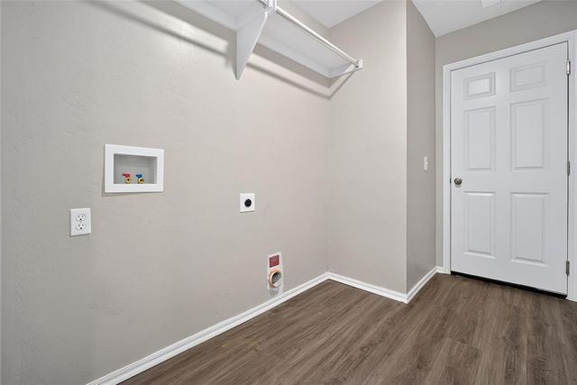 822 Highgarden Circle, Noble, OK 73068