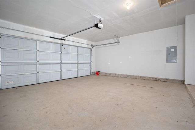 822 Highgarden Circle, Noble, OK 73068