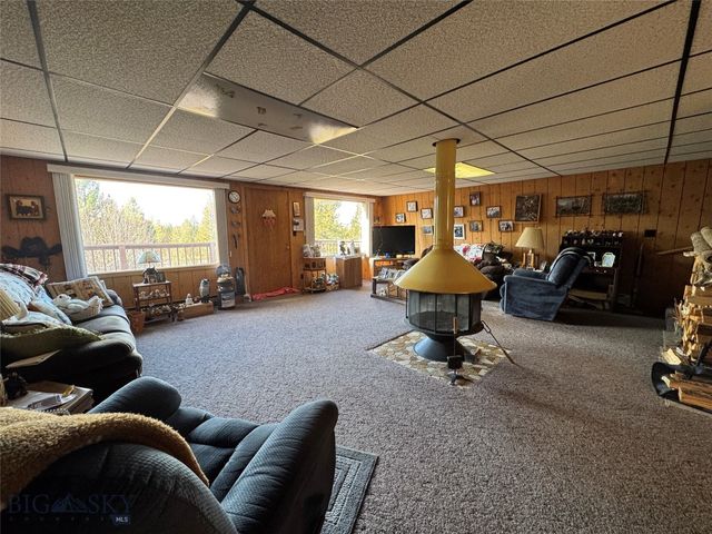 124 Deer Park Lane, Anaconda, MT 59711