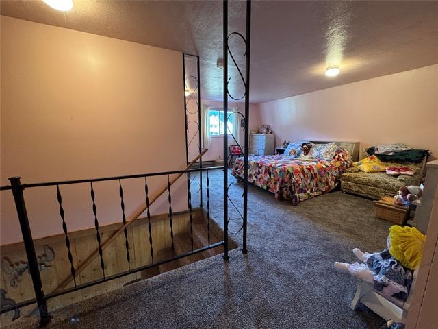 124 Deer Park Lane, Anaconda, MT 59711