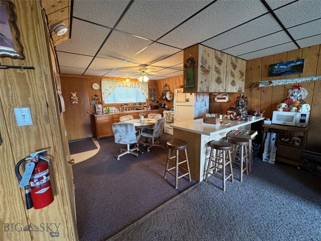 124 Deer Park Lane, Anaconda, MT 59711