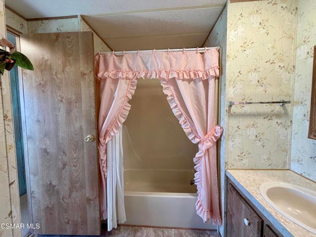 5932 Los Angeles Avenue 13, Simi Valley, CA 93063