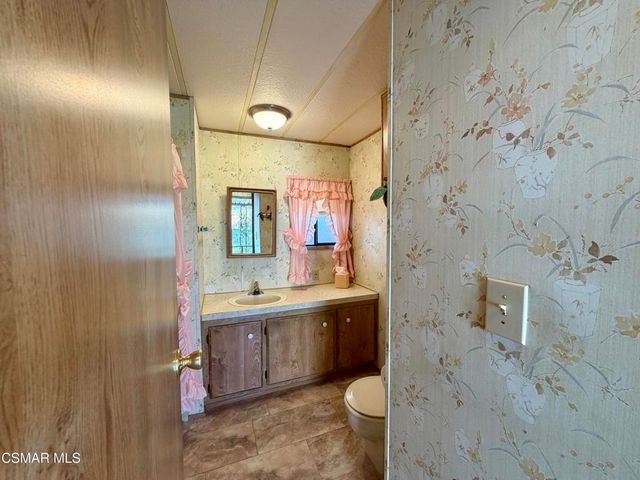 5932 Los Angeles Avenue 13, Simi Valley, CA 93063