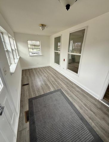 309 Griswold Street, Elgin, IL 60123