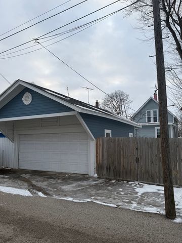 309 Griswold Street, Elgin, IL 60123