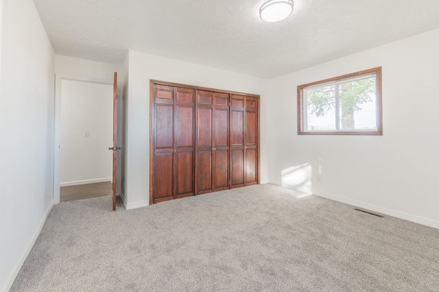 7824 W Dahl Rd, Deer Park, WA 99006