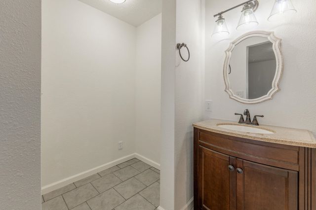 7824 W Dahl Rd, Deer Park, WA 99006