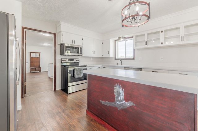 7824 W Dahl Rd, Deer Park, WA 99006