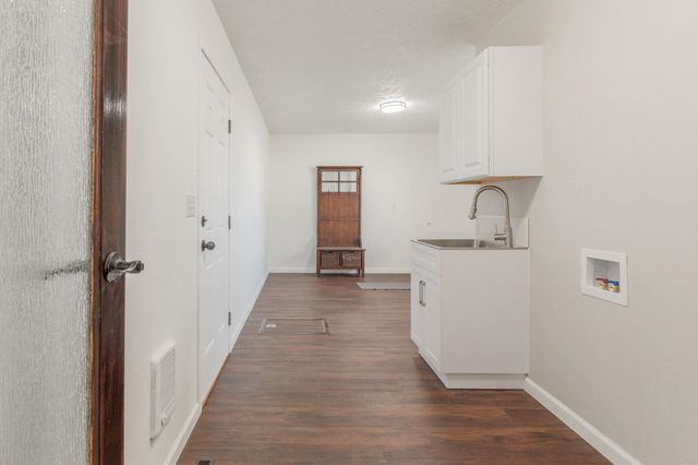 7824 W Dahl Rd, Deer Park, WA 99006