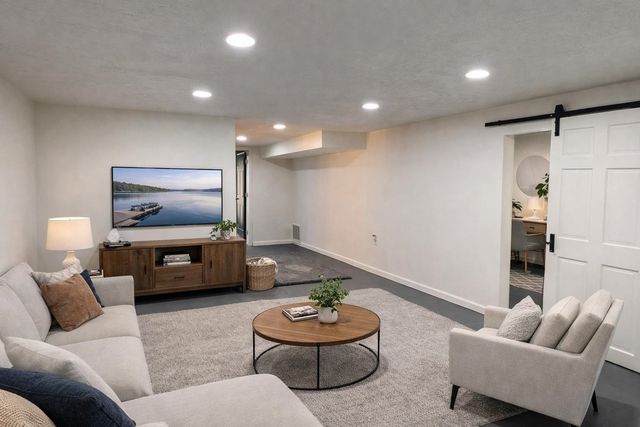7824 W Dahl Rd, Deer Park, WA 99006