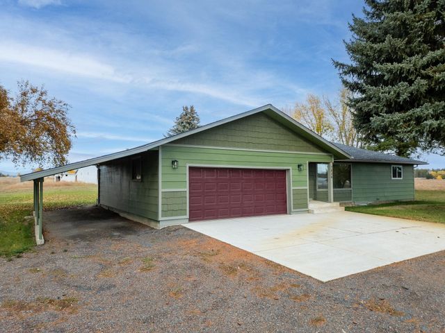 7824 W Dahl Rd, Deer Park, WA 99006