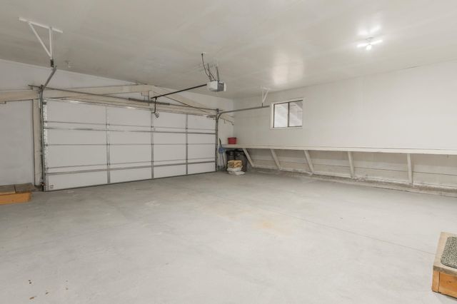 7824 W Dahl Rd, Deer Park, WA 99006