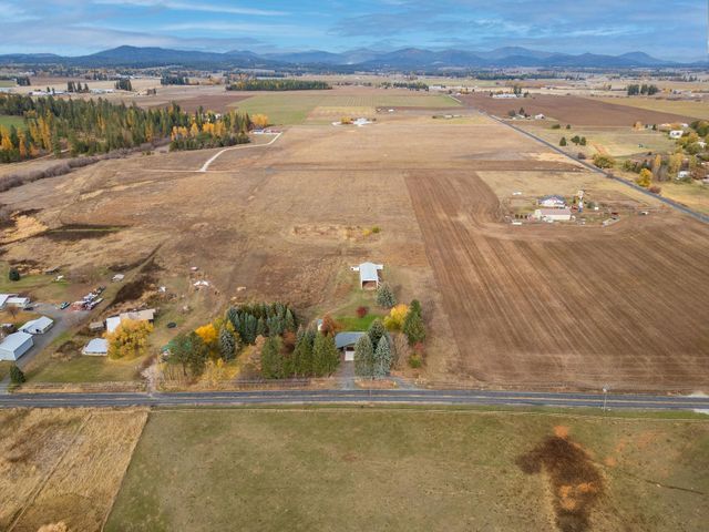 7824 W Dahl Rd, Deer Park, WA 99006