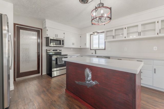 7824 W Dahl Rd, Deer Park, WA 99006