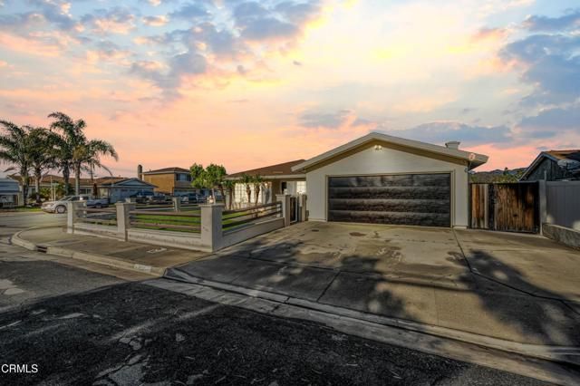 521 W Santa Cruz Street, Santa Paula, CA 93060