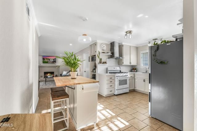 521 W Santa Cruz Street, Santa Paula, CA 93060