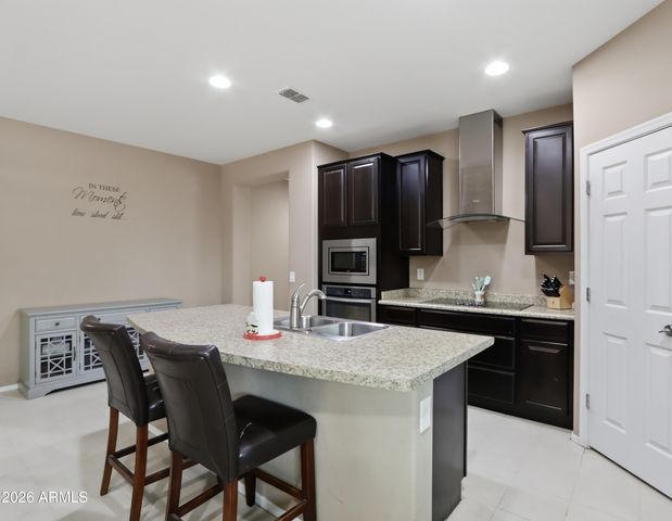 27228 N 174TH Lane, Surprise, AZ 85387