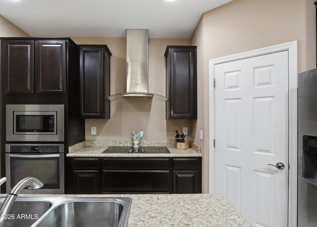 27228 N 174TH Lane, Surprise, AZ 85387
