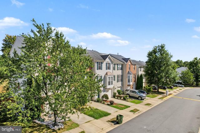 1455 FAWN HOLLOW LN, Woodbridge, VA 22191