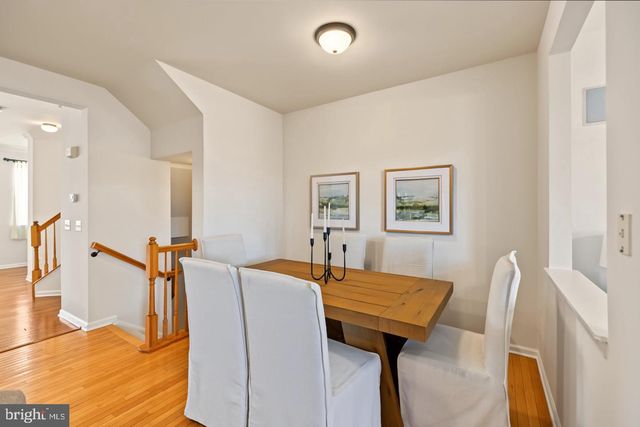 1455 FAWN HOLLOW LN, Woodbridge, VA 22191
