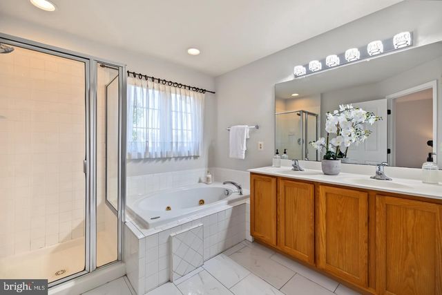 1455 FAWN HOLLOW LN, Woodbridge, VA 22191