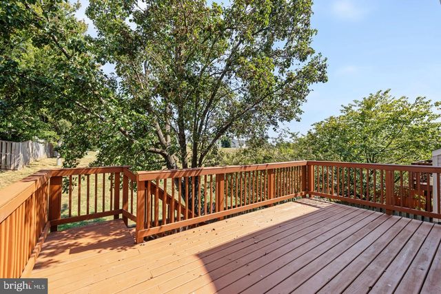1455 FAWN HOLLOW LN, Woodbridge, VA 22191