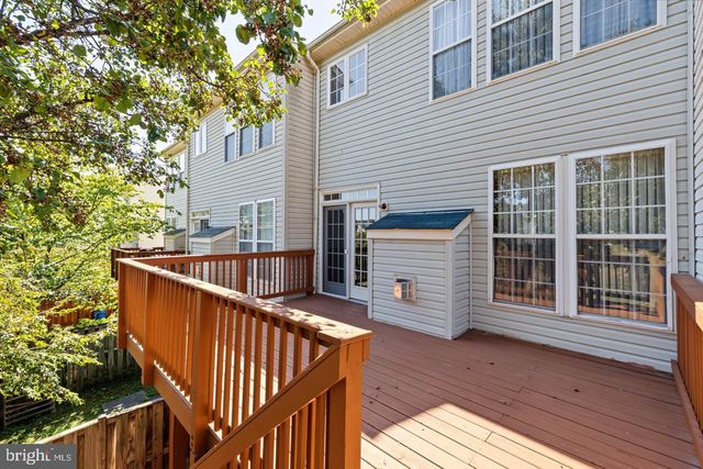 1455 FAWN HOLLOW LN, Woodbridge, VA 22191