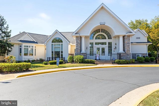 1455 FAWN HOLLOW LN, Woodbridge, VA 22191