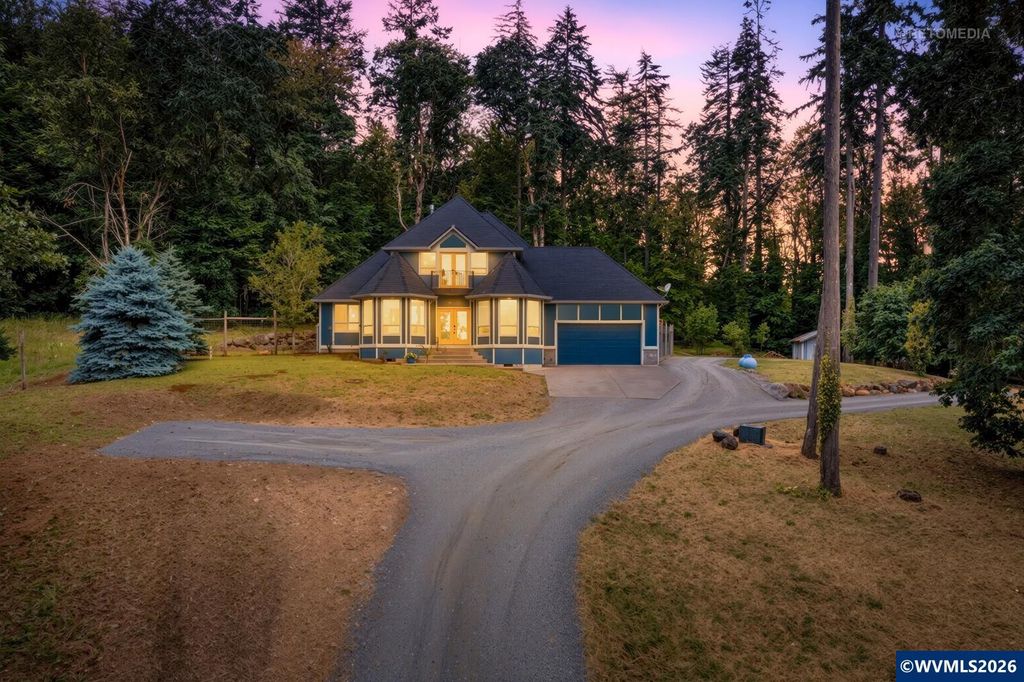 Image 1 of property listing at 21980 SE Upper Matthews Creek Ln, Amity, OR 97101