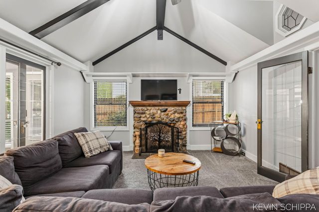 36 Union Street, Douglas, MI 49406