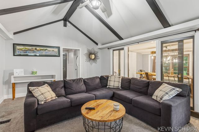 36 Union Street, Douglas, MI 49406