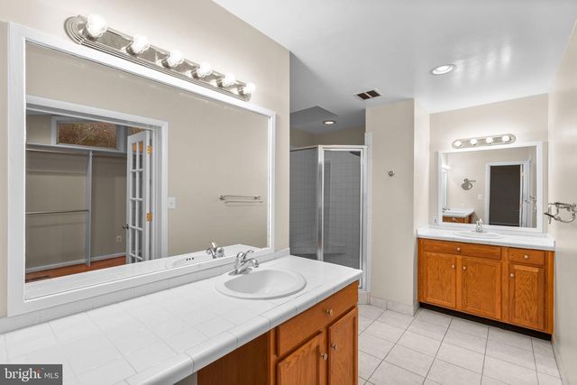 7711 ARROWOOD CT, Bethesda, MD 20817