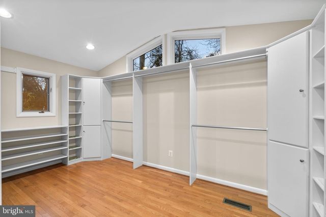 7711 ARROWOOD CT, Bethesda, MD 20817