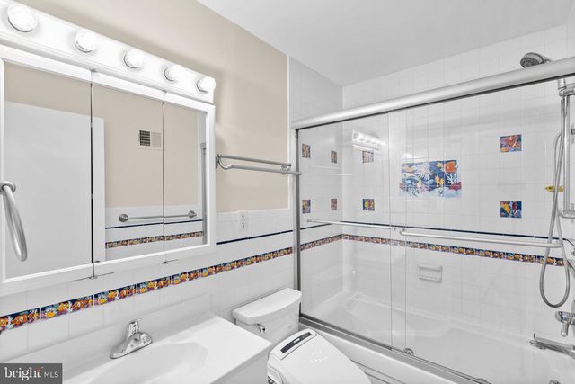 7711 ARROWOOD CT, Bethesda, MD 20817