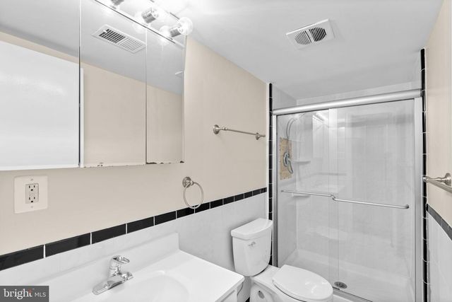 7711 ARROWOOD CT, Bethesda, MD 20817