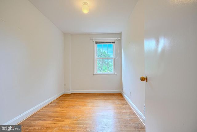 372 OLD TRAIL RD, Baltimore, MD 21212