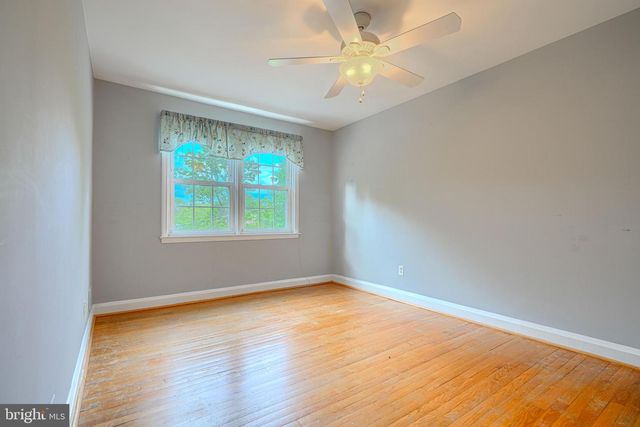 372 OLD TRAIL RD, Baltimore, MD 21212
