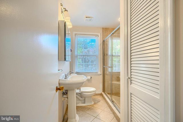 372 OLD TRAIL RD, Baltimore, MD 21212