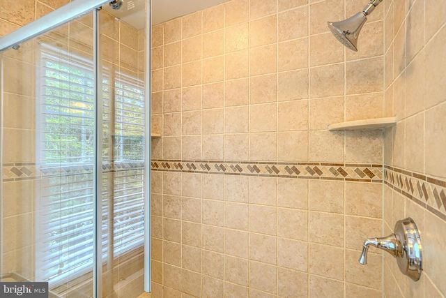 372 OLD TRAIL RD, Baltimore, MD 21212