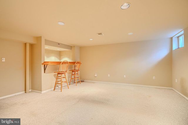 372 OLD TRAIL RD, Baltimore, MD 21212