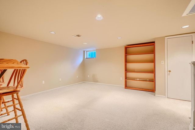 372 OLD TRAIL RD, Baltimore, MD 21212