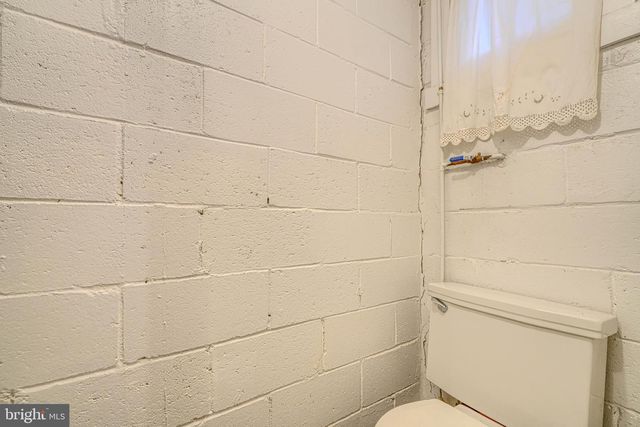 372 OLD TRAIL RD, Baltimore, MD 21212
