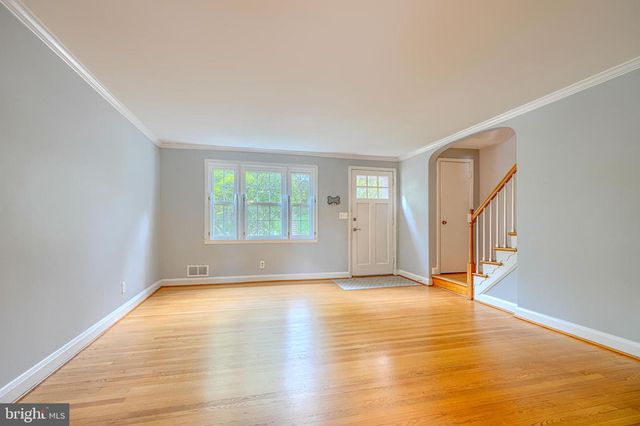 372 OLD TRAIL RD, Baltimore, MD 21212
