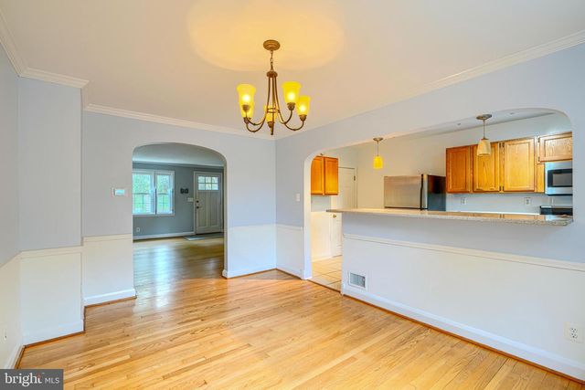 372 OLD TRAIL RD, Baltimore, MD 21212
