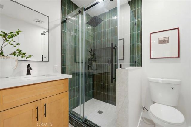 2563 S Bentley, Los Angeles, CA 90064