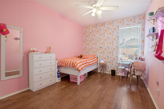 702 Champlain Court, Midlothian, TX 76065