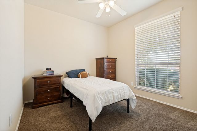 702 Champlain Court, Midlothian, TX 76065