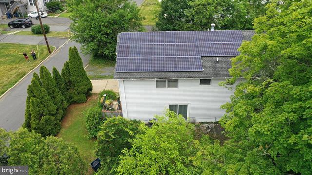 119 CLINTON ST, Hightstown, NJ 08520